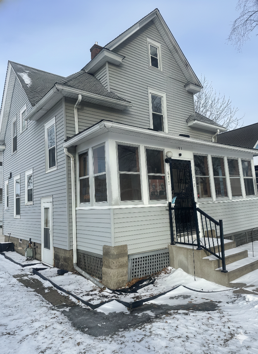 671 Van Buren Avenue, Saint Paul, MN 55104 - Image #2