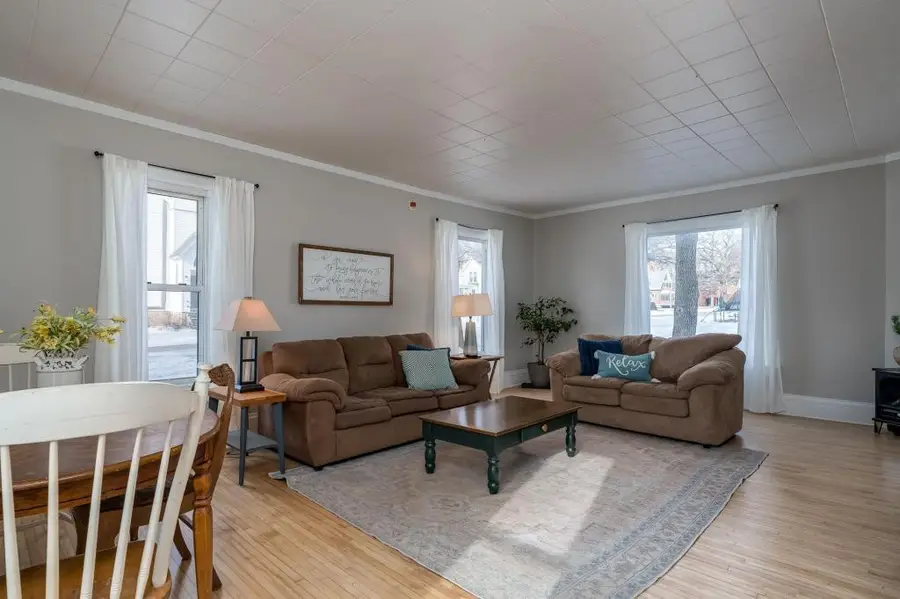 302 E Humphrey Street, Lake Crystal, MN 56055 - Image #3