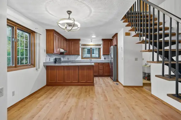 2023 Parkside Drive, Saint Paul, MN 55119