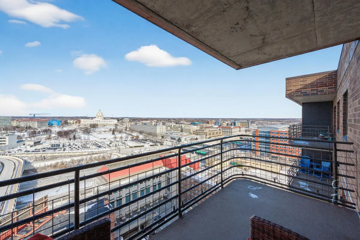 26 10th Street W #2004, Saint Paul, MN 55102 - #1