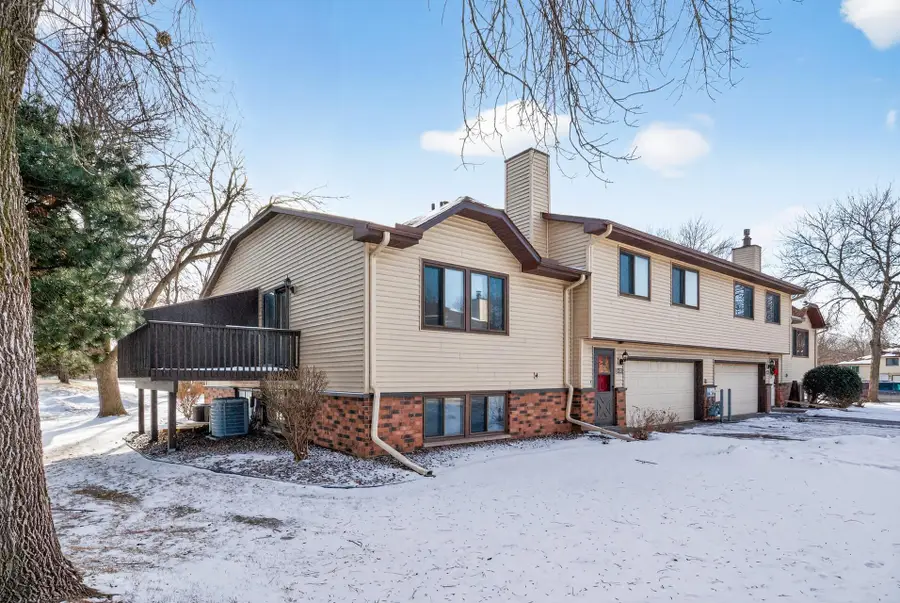 8562 S Maplebrook Circle, Minneapolis, MN 55445 - Image #2