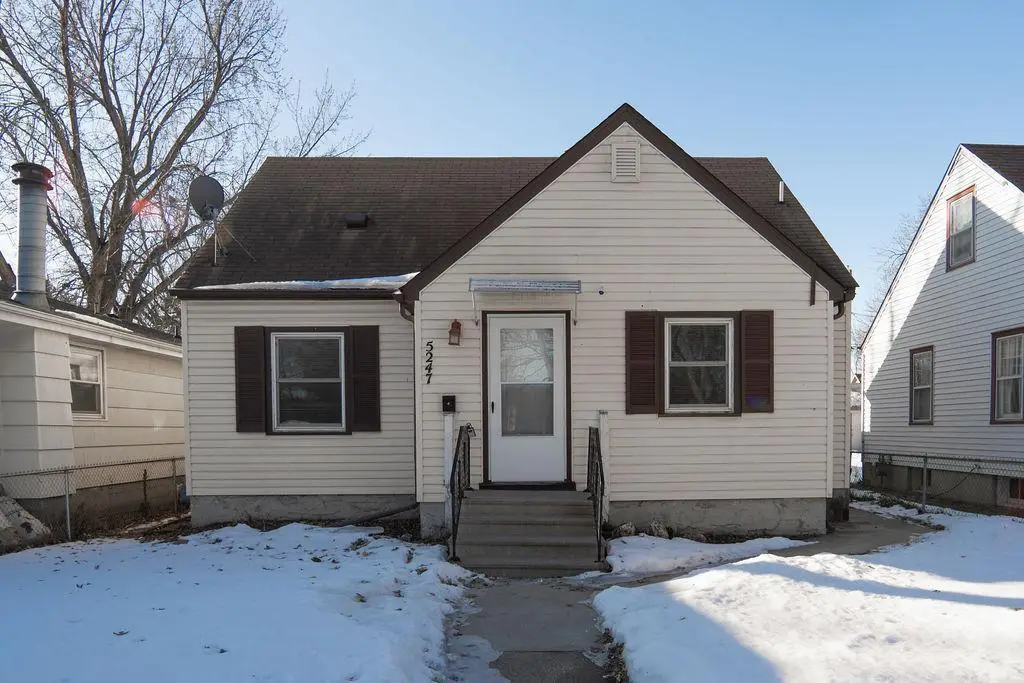 5247 Dupont Avenue N, Minneapolis, MN 55430 - Image #1