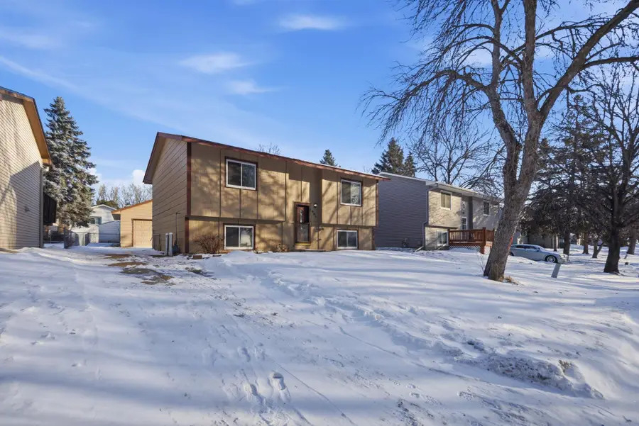 941 104th Avenue Nw, Coon Rapids, MN 55433 - Image #2