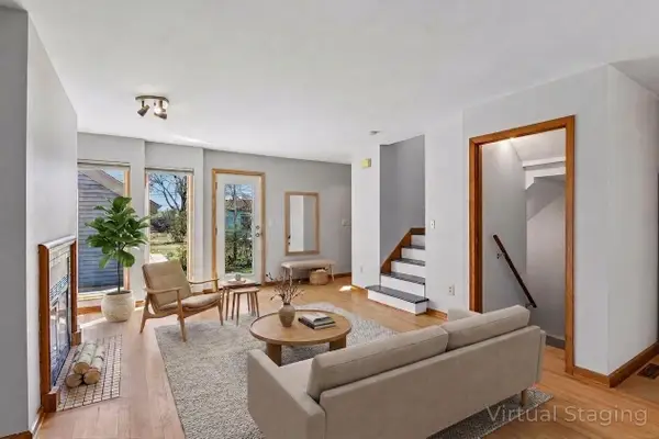 2409 24th Avenue S, Minneapolis, MN 55406