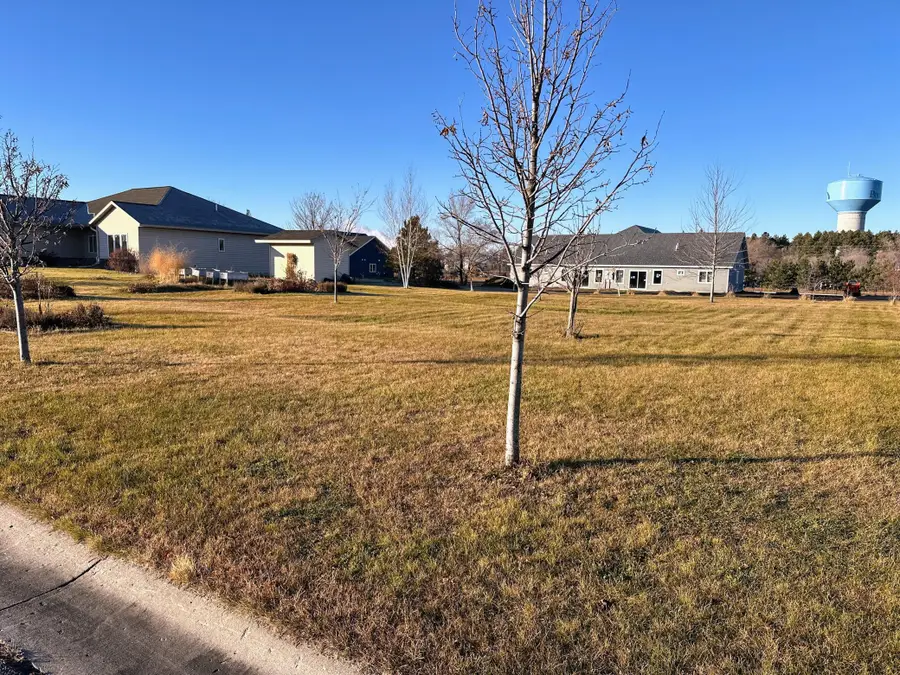 1019 7th Avenue Ne, Perham, MN 56573 - #2