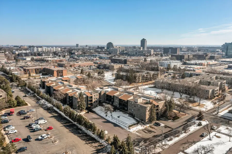 4120 Parklawn Avenue #120, Minneapolis, MN 55435 - #3