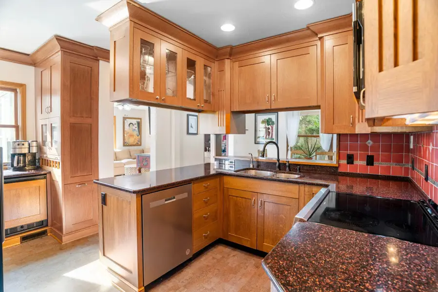 1017 Thomas Avenue S, Minneapolis, MN 55405 - #2