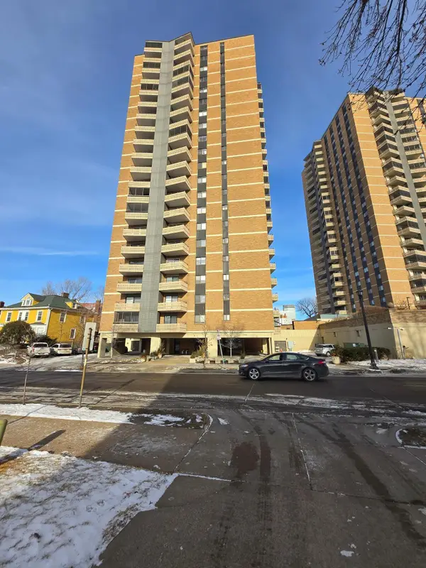 410 Groveland Avenue #1704, Minneapolis, MN 55403
