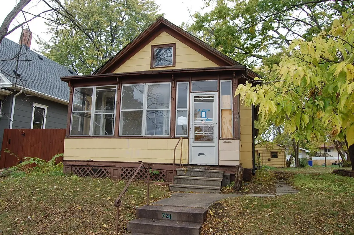 721 Tuscarora Avenue, Saint Paul, MN 55102 - #1