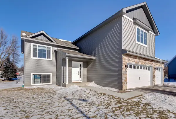 200 9th Ave Court Nw, Lonsdale, MN 55046
