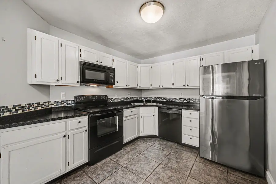 1561 Wheelock Lane #101, Saint Paul, MN 55117 - #3