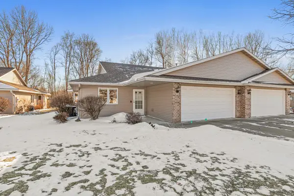 719 Victoria Court #719, Stillwater, MN 55082