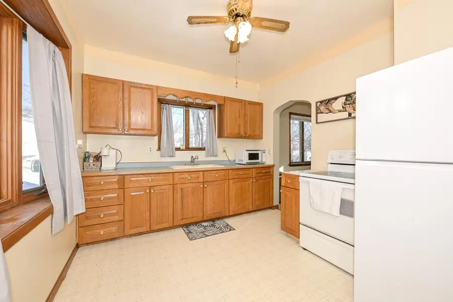 822 N 43rd Avenue W, Duluth, MN 55807 - #3