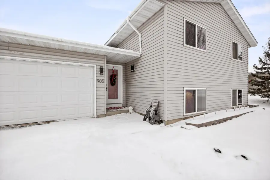 905 7th Avenue Nw, Hutchinson, MN 55350 - Image #3