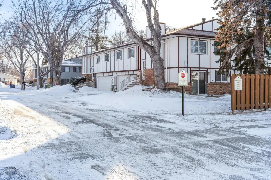 2305 4th Avenue S, Moorhead, MN 56560 - Image #2