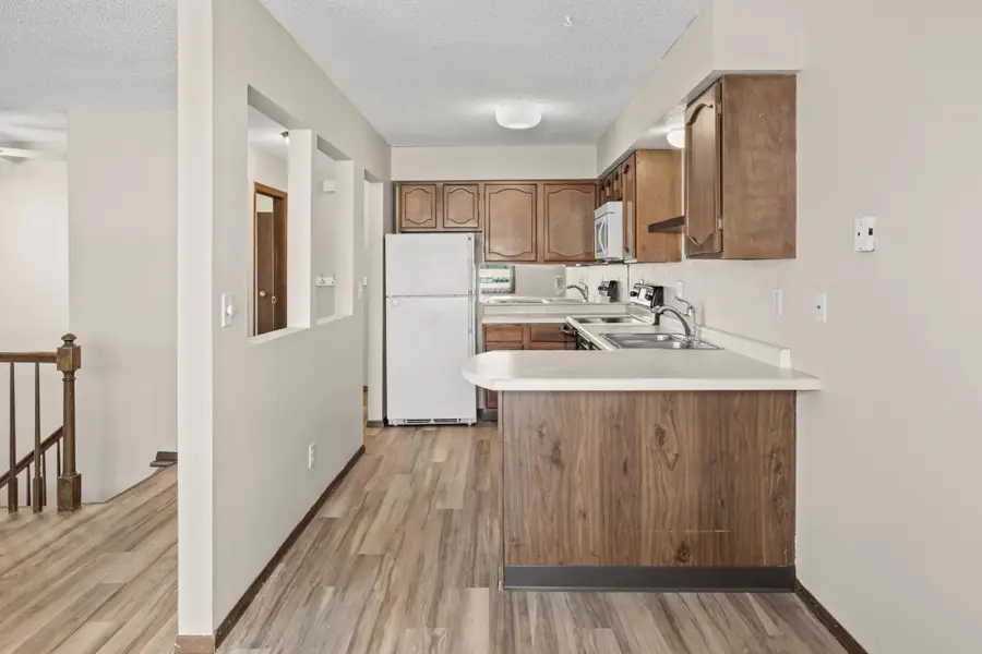 2305 4th Avenue S, Moorhead, MN 56560 - Image #3