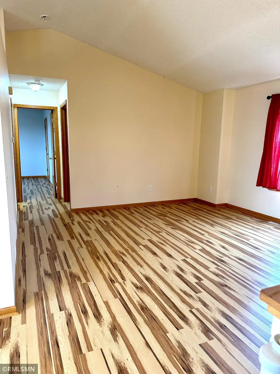 2027 Brittany Court, Shakopee, MN 55379 - Image #3