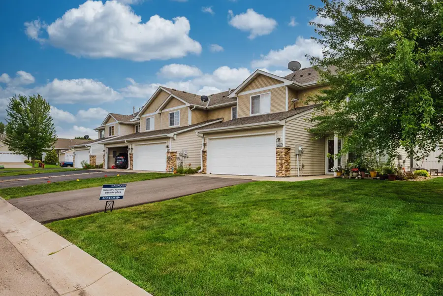 1328 Raintree Lane, Waconia, MN 55387 - Image #3