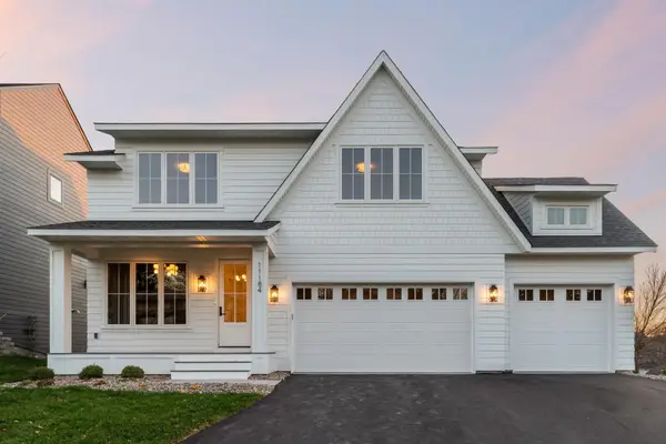 755 Ensconced Way, Chaska, MN 55318