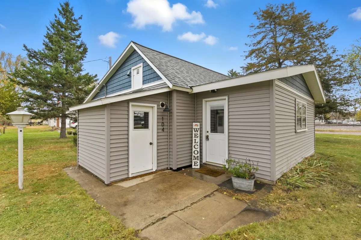 104 W Centre Street, Royalton, MN 56373 - #1