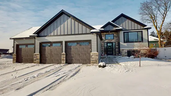 1503 14th Avenue Ne, Kasson, MN 55944