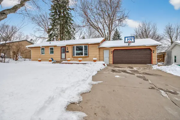 8018 33rd Place N, Minneapolis, MN 55427