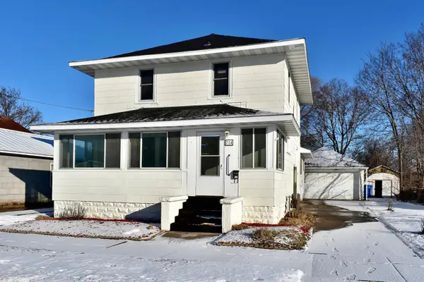 714 E Mark Street, Winona, MN 55987