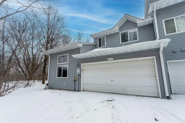 607 Woodduck Drive #D, Saint Paul, MN 55125