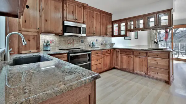 8276 Kingslee Road, Bloomington, MN 55438