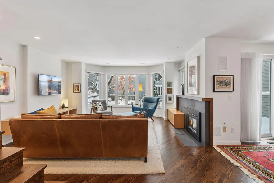 30 Greenway Gables, Minneapolis, MN 55403 - Image #3