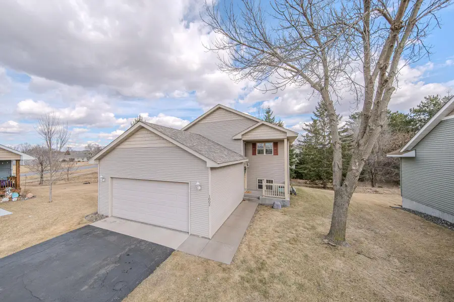 1002 Pleasant View Court Nw, Isanti, MN 55040 - Image #2