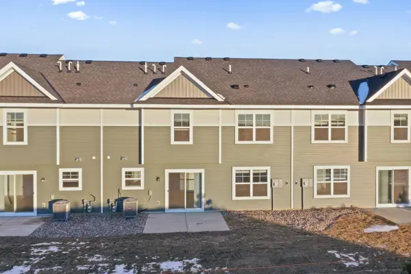 21725 Lilac Drive, Farmington, MN 55024