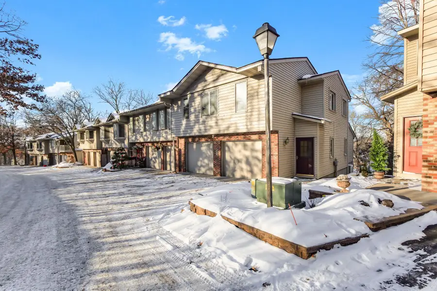 51 Garden Drive, Burnsville, MN 55337 - Image #3