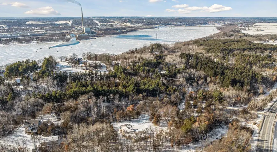 217 Cedar Drive W, Hudson, WI 54016 - Image #3