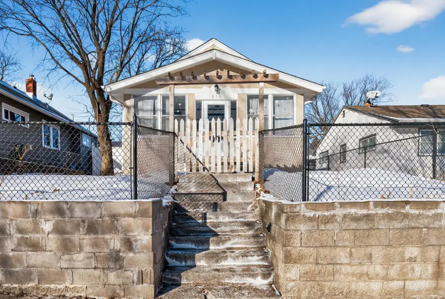 219 Winona Street W, West Saint Paul, MN 55118 - #3