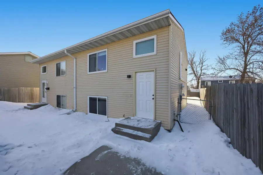 2025 5th Avenue E, West Fargo, ND 58078 - Image #2