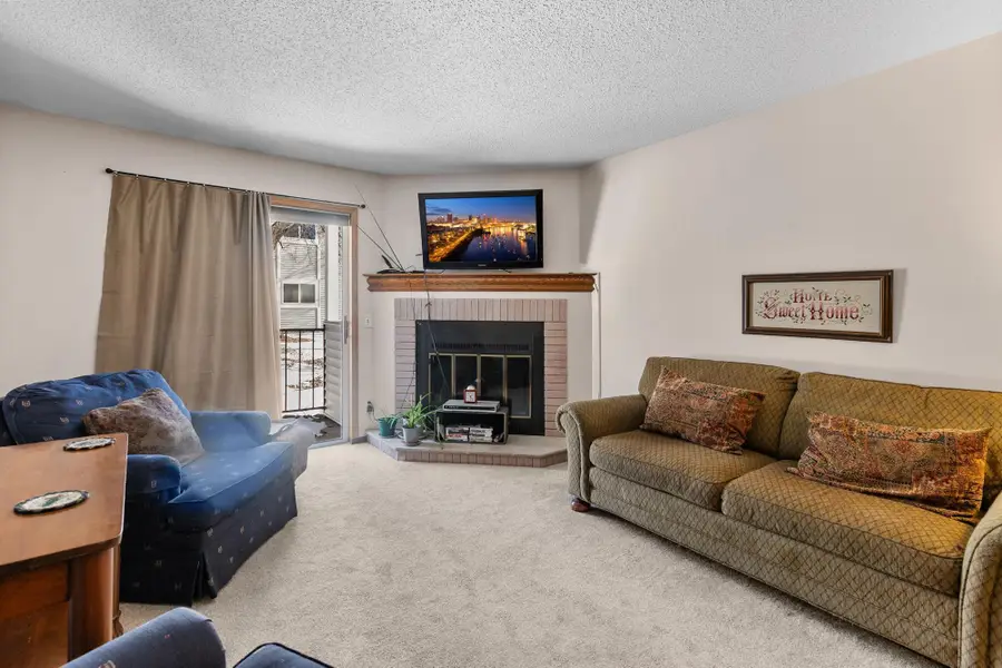 1736 Pleasant Street #H, Lauderdale, MN 55113 - #3