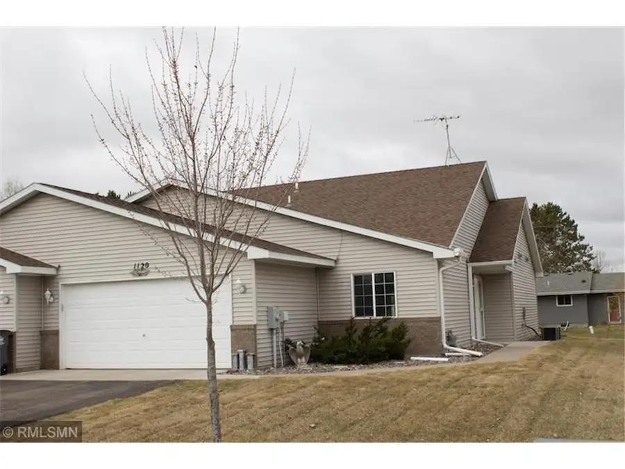 1120 3rd Avenue Ne, Milaca, MN 56353 - #2