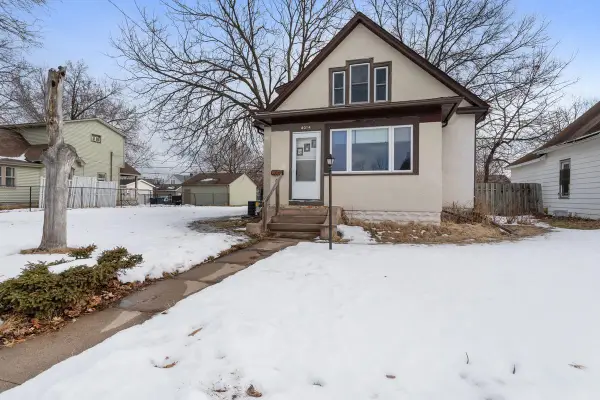 4014 Bryant Avenue N, Minneapolis, MN 55412