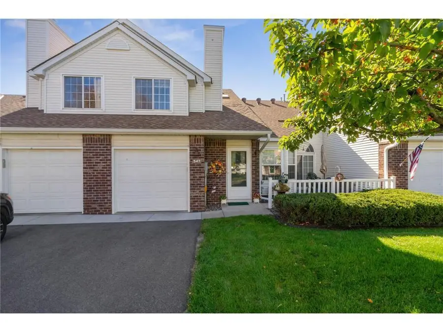 547 Old Steine Circle, Saint Paul, MN 55112 - Image #2