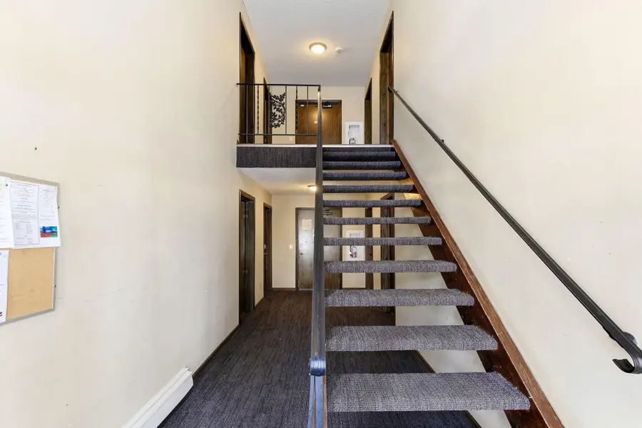 810 Old Settlers Trail #3, Hopkins, MN 55343 - #3