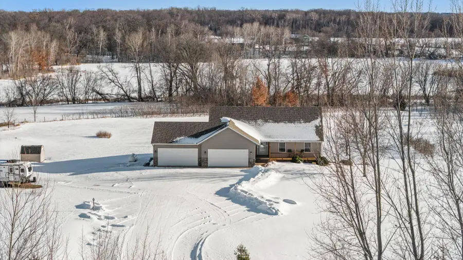 35219 Isetta Trail Ne, Cambridge, MN 55008 - Image #2
