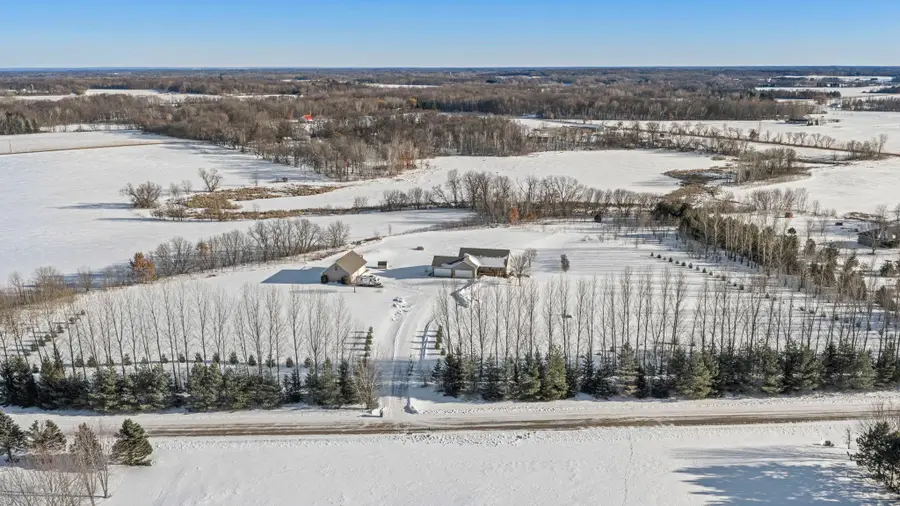 35219 Isetta Trail Ne, Cambridge, MN 55008 - Image #3