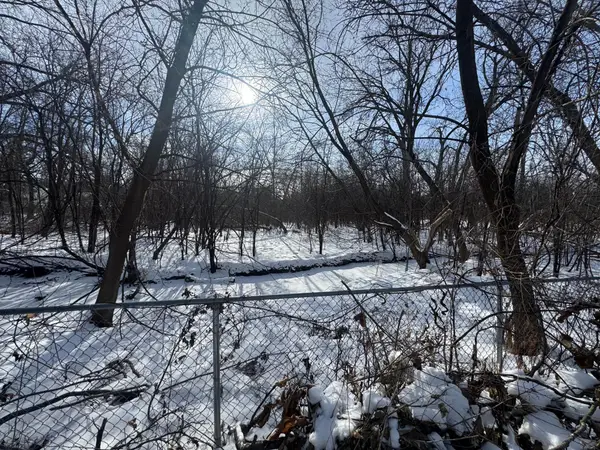 6105 Halifax Avenue S, Minneapolis, MN 55424