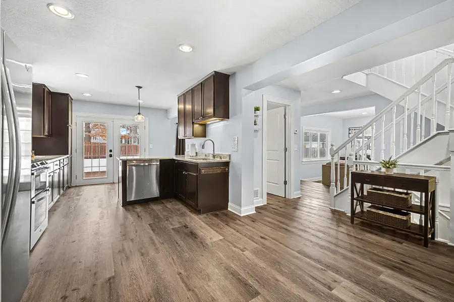 8046 Erie Spur, Chanhassen, MN 55317 - #3