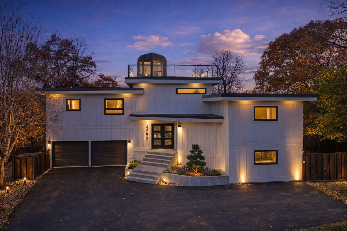 4652 Nine Oaks Circle, Bloomington, MN 55437 - #1