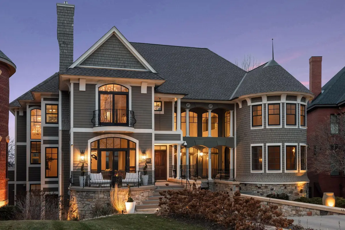 1620 Kenwood Parkway, Minneapolis, MN 55405 - #1