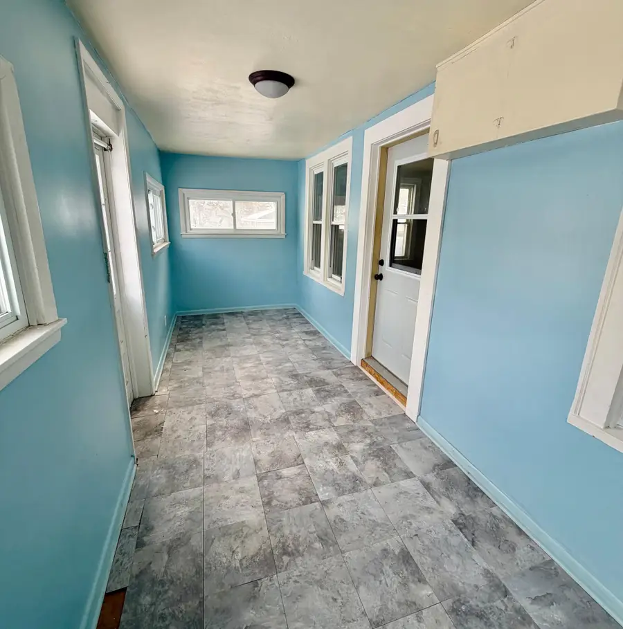 504 Pershing Avenue N, New Prague, MN 56071 - Image #2