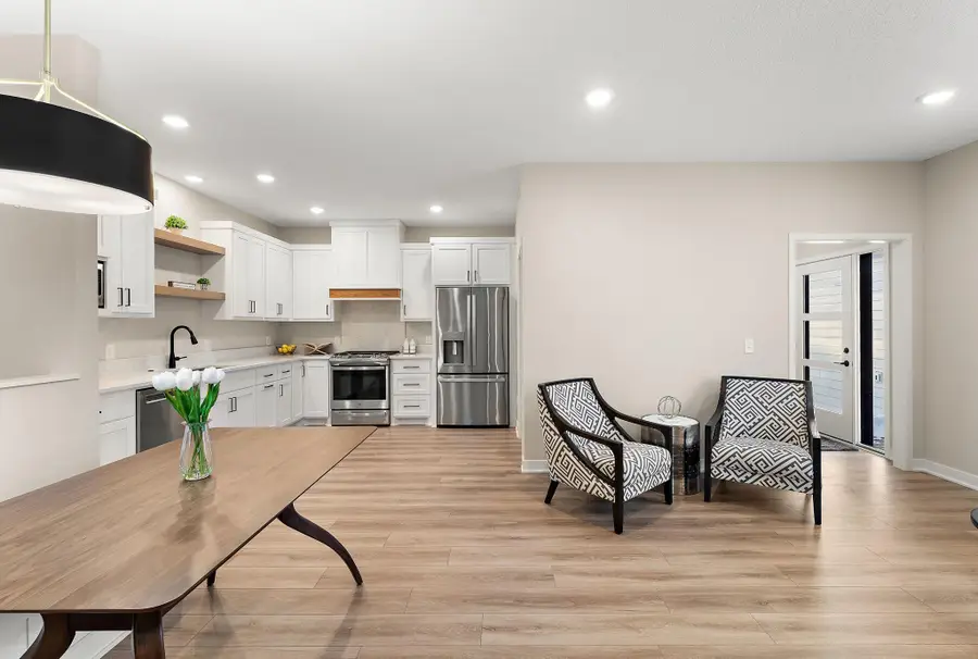 2446 County Road D W, Roseville, MN 55112 - #3