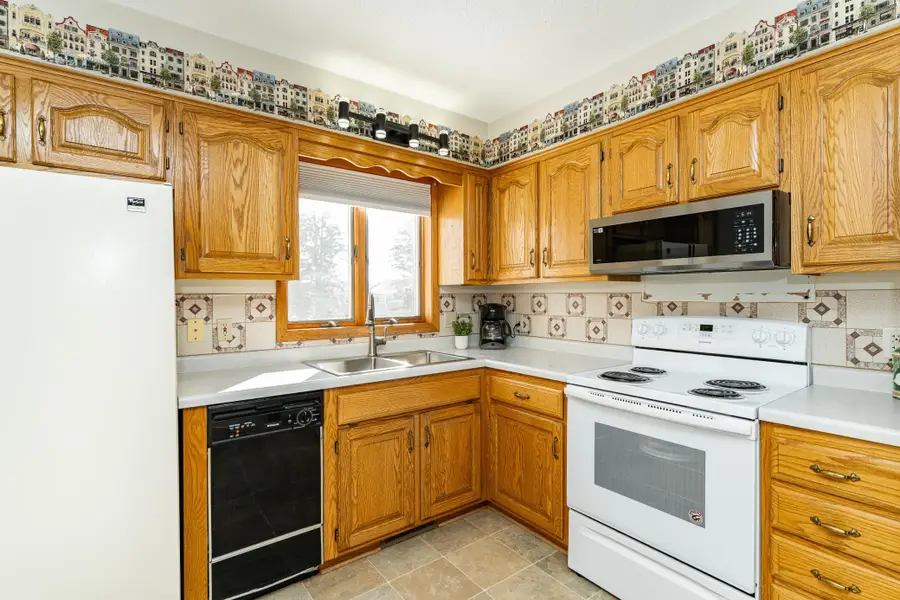 2401 30th Avenue Nw, Rochester, MN 55901 - #3